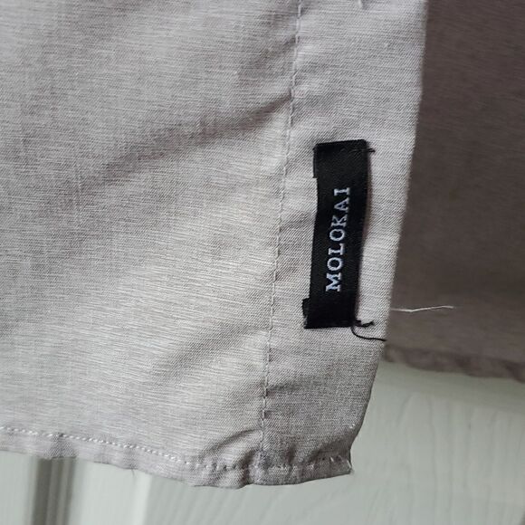 Molokai surf company, button up casual shirt, size xl - Picture 5 of 6